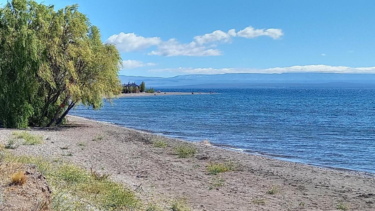 Casa Costanera Lago Buenos Aires, Los Antiguos Kültér fotó